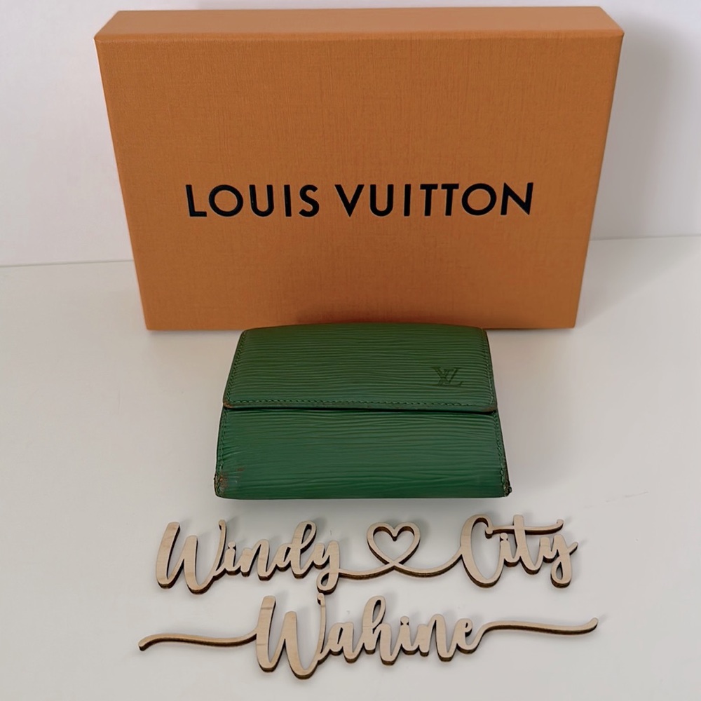 Authentic LOUIS VUITTON Epi Porte Feiulle Tri-Fold Wallet